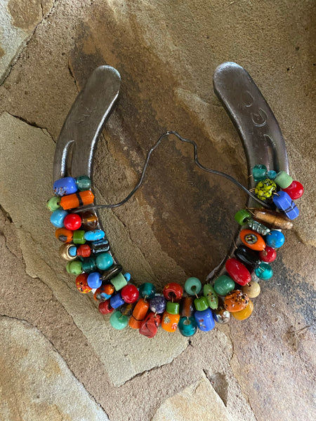 Beaded horseshoe clearance